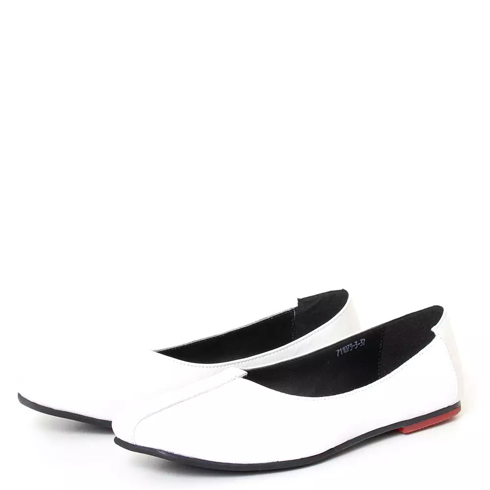 Asahi Women's Leather Slip-on Shoe - Google SEO optimized.