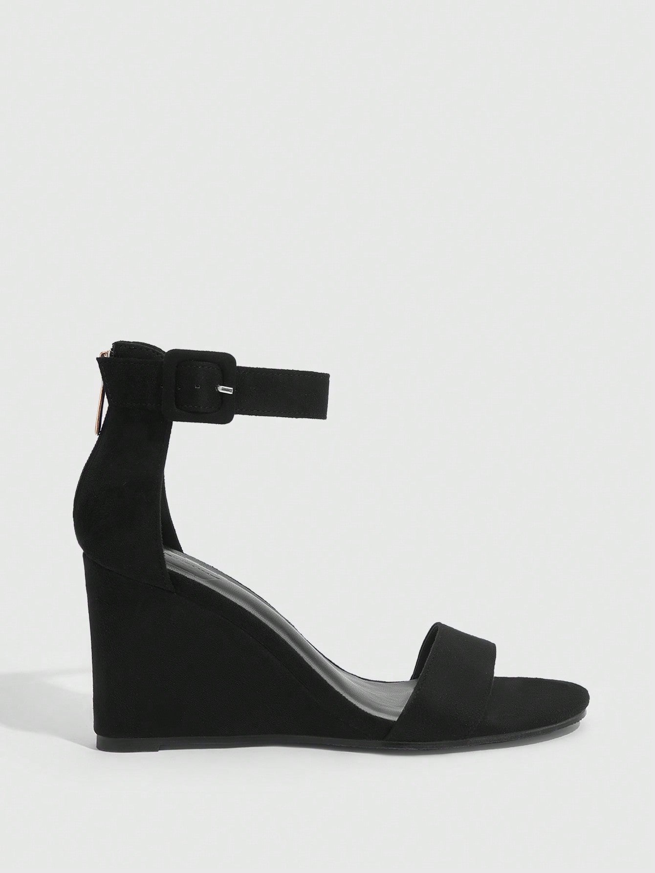 Black wedge sandals for spring and summer - Ankle strap, classic design - Women's shoe fashion