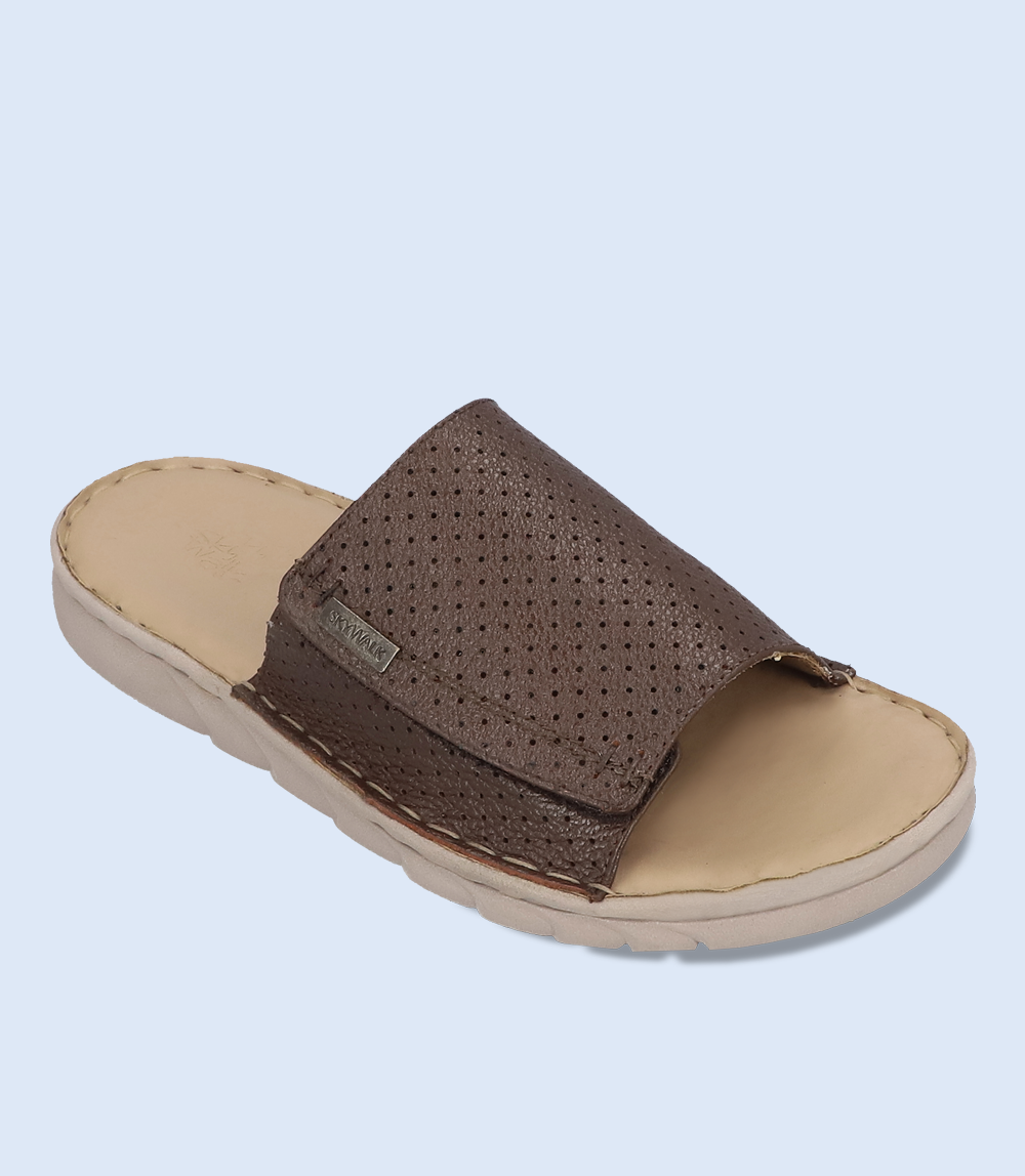 BM3886 Brown Men's Comfort Slipper