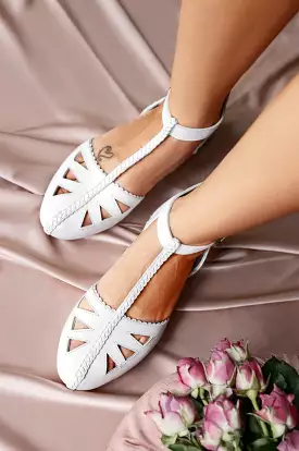 Bounty Leather T-strap Sandals