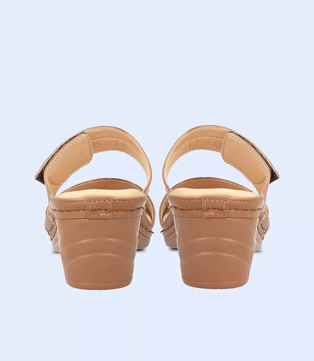 BW8145-TAN-Women Comfort Slipper