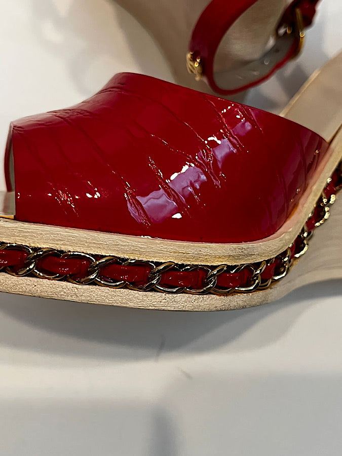 Chanel 14P 2014 Spring Red Patent Leather Chain Wedge Heel Sandals EU 38.5 US 7.5