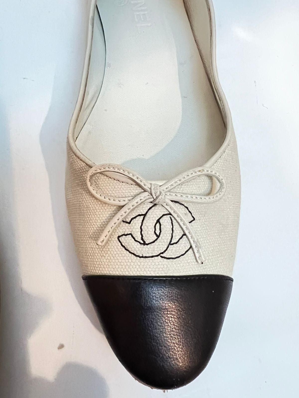 Chanel Ballerina Flats - Ivory and Black Canvas CC Shoes - EU 39.5 US 8.5