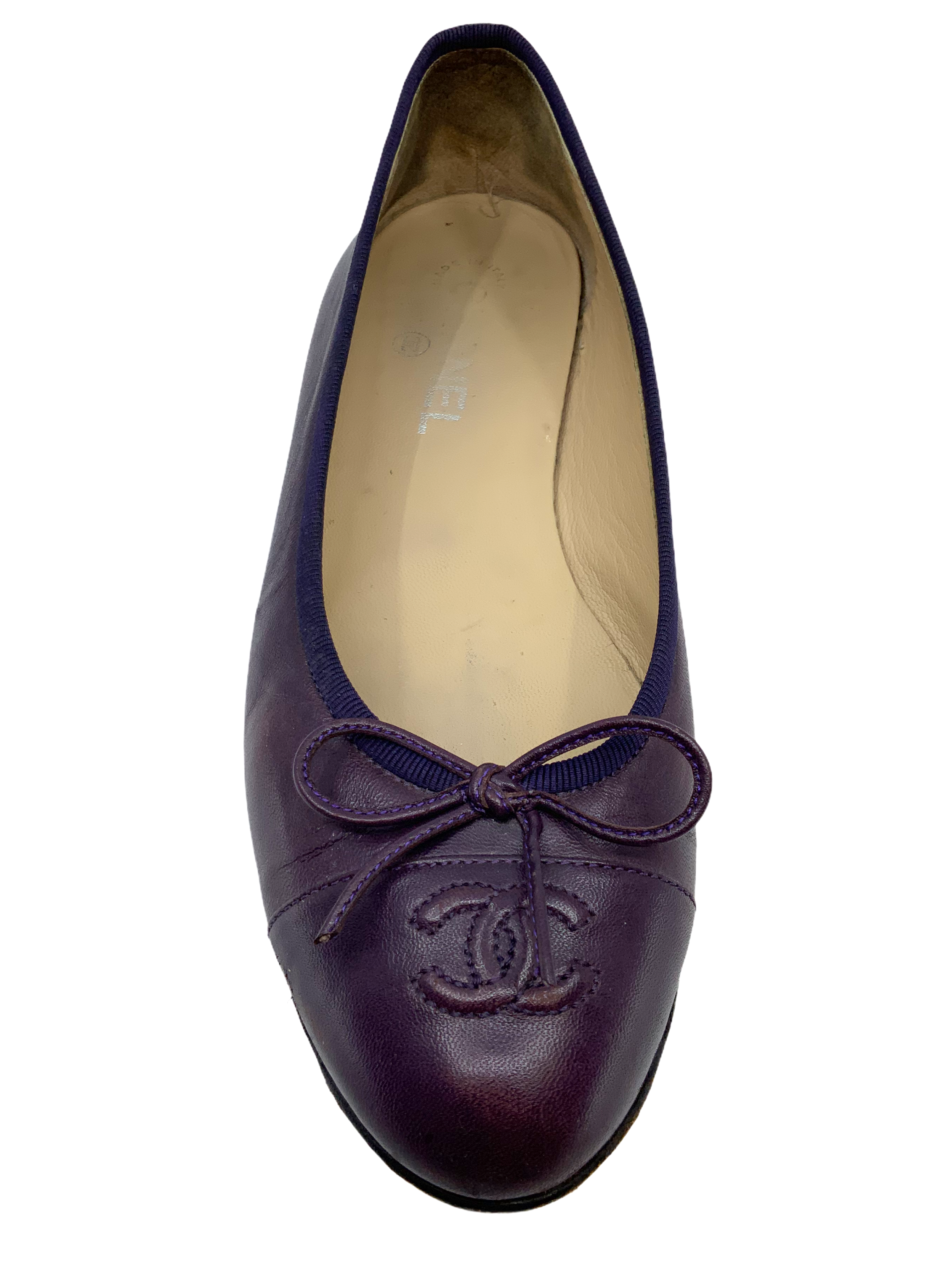 Chanel Ballet Flats Size 8 - CC Cap Toe Lambskin Leather