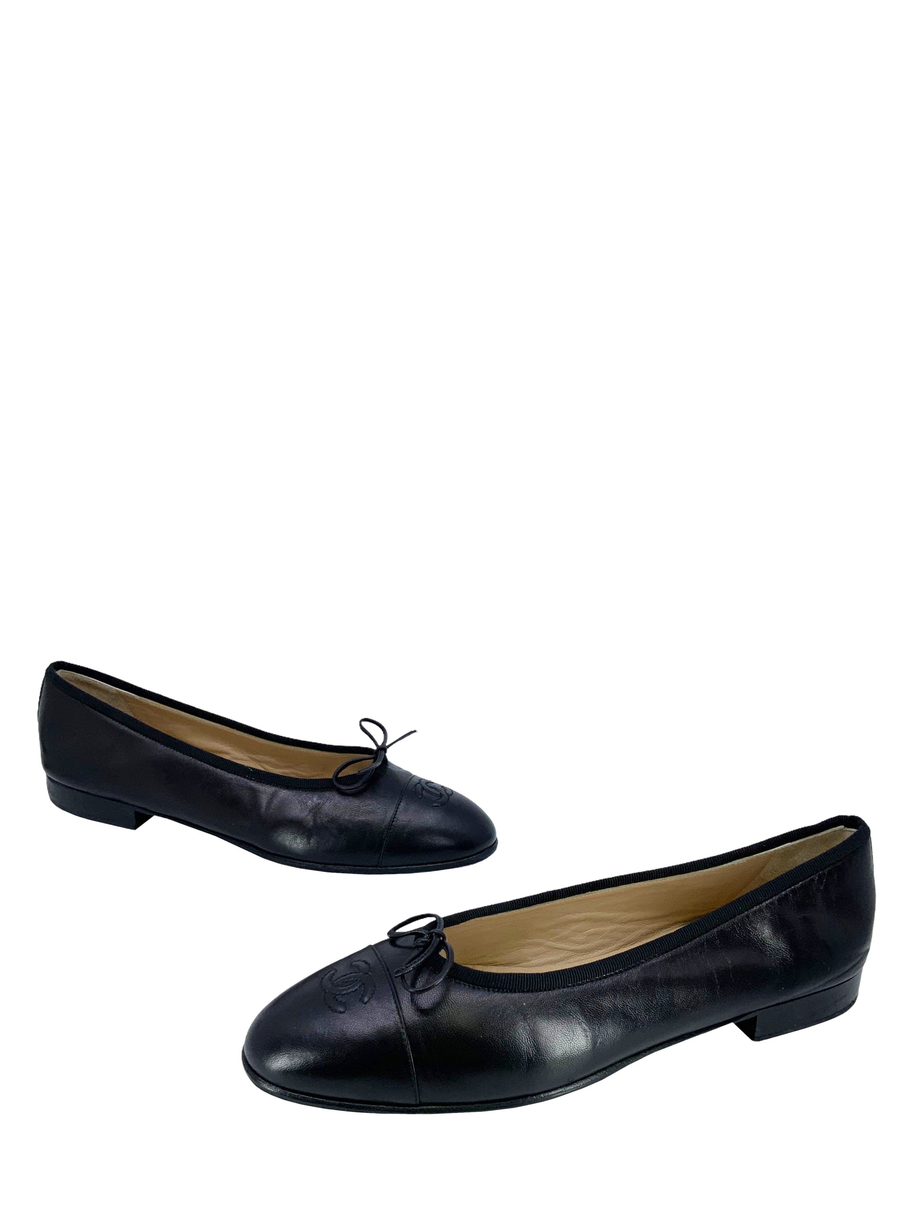 Chanel cap toe lambskin leather ballet flats - size 10.5