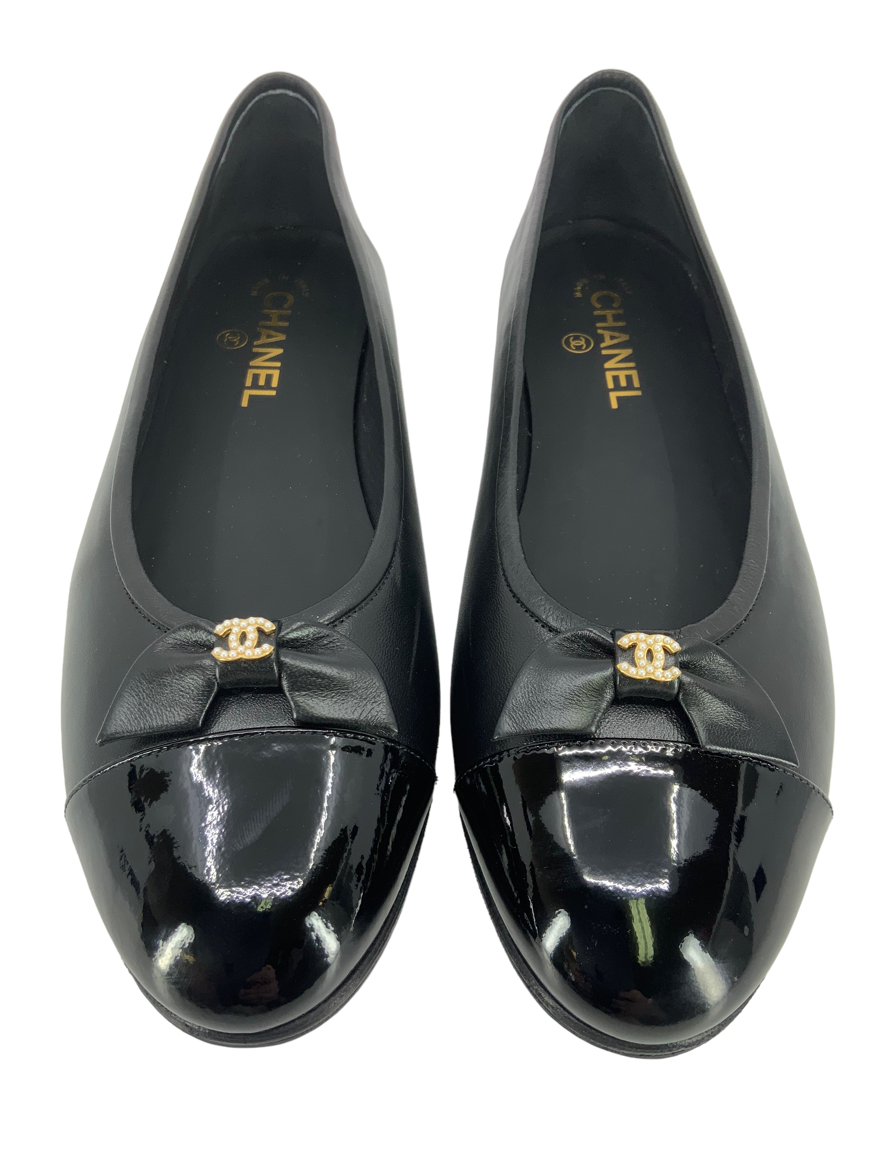 Chanel Cap Toe Lambskin Leather Ballet Flats Size 11 - 23P CC