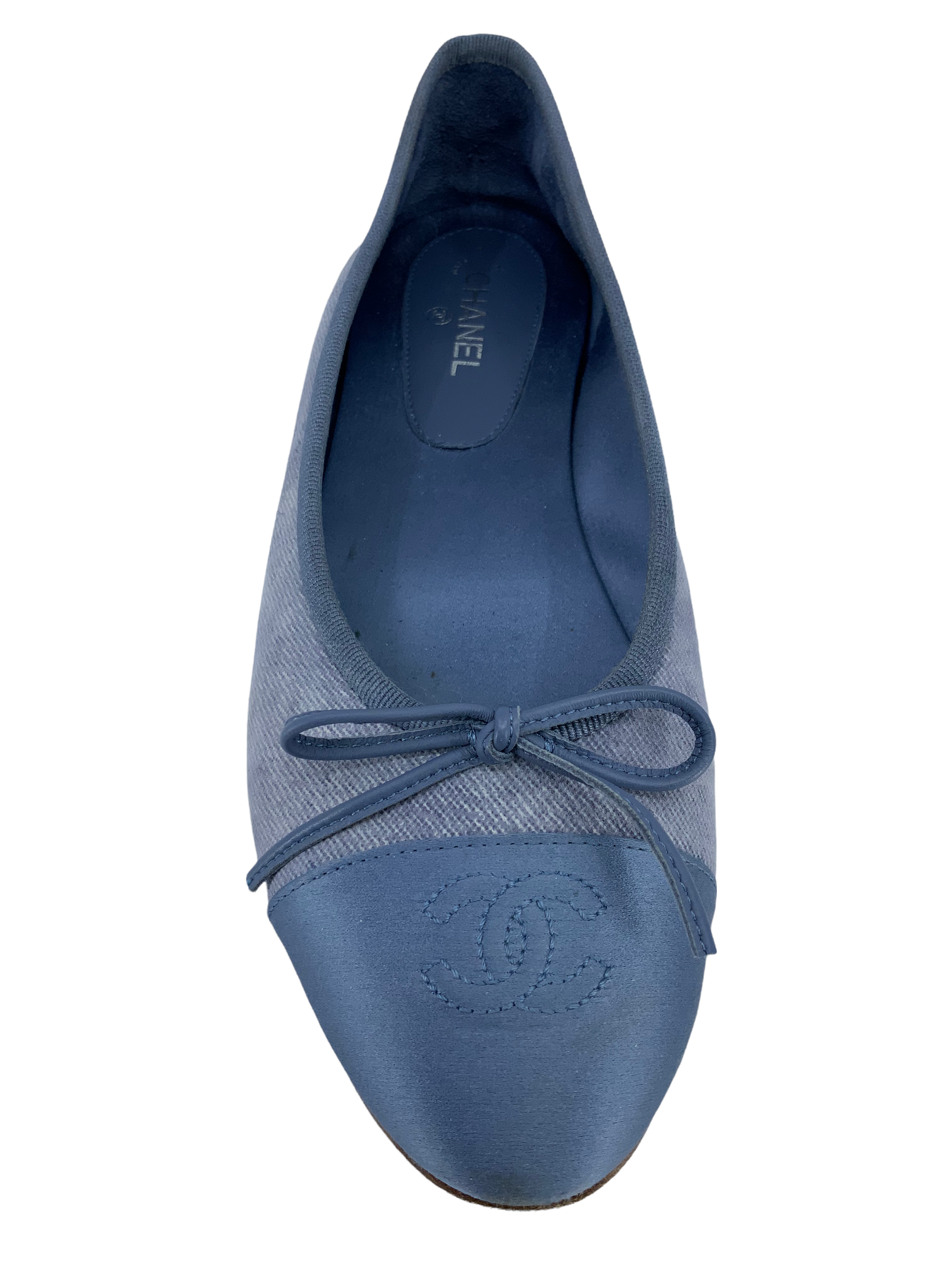 CHANEL Goatskin Silk CC Cap Toe Ballet Flats - Size 7.5