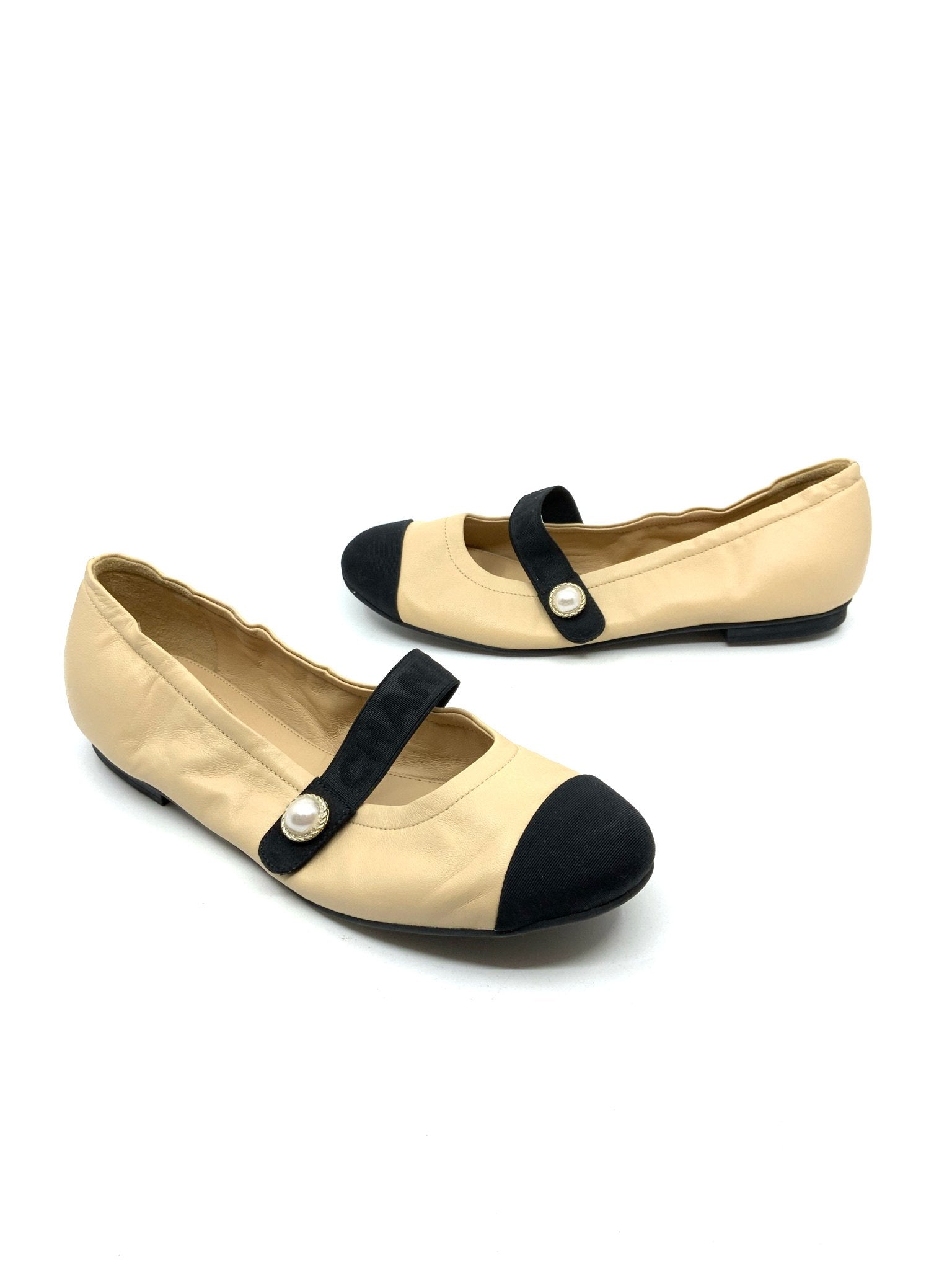 Chanel Lambskin Ballet Flats Size 9