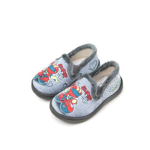 Children's superhero bedroom slippers on sale, made with Plumaflex material for maximum comfort.