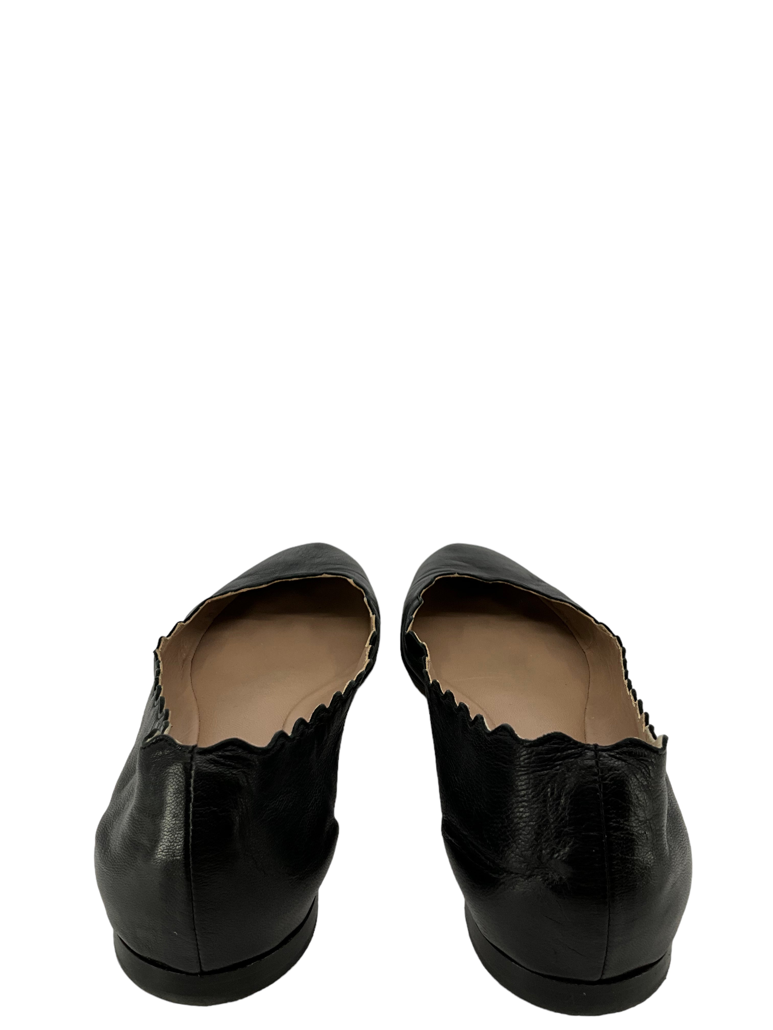 Chloe Lauren Black Leather Flats Size 7.5 - Scalloped Design