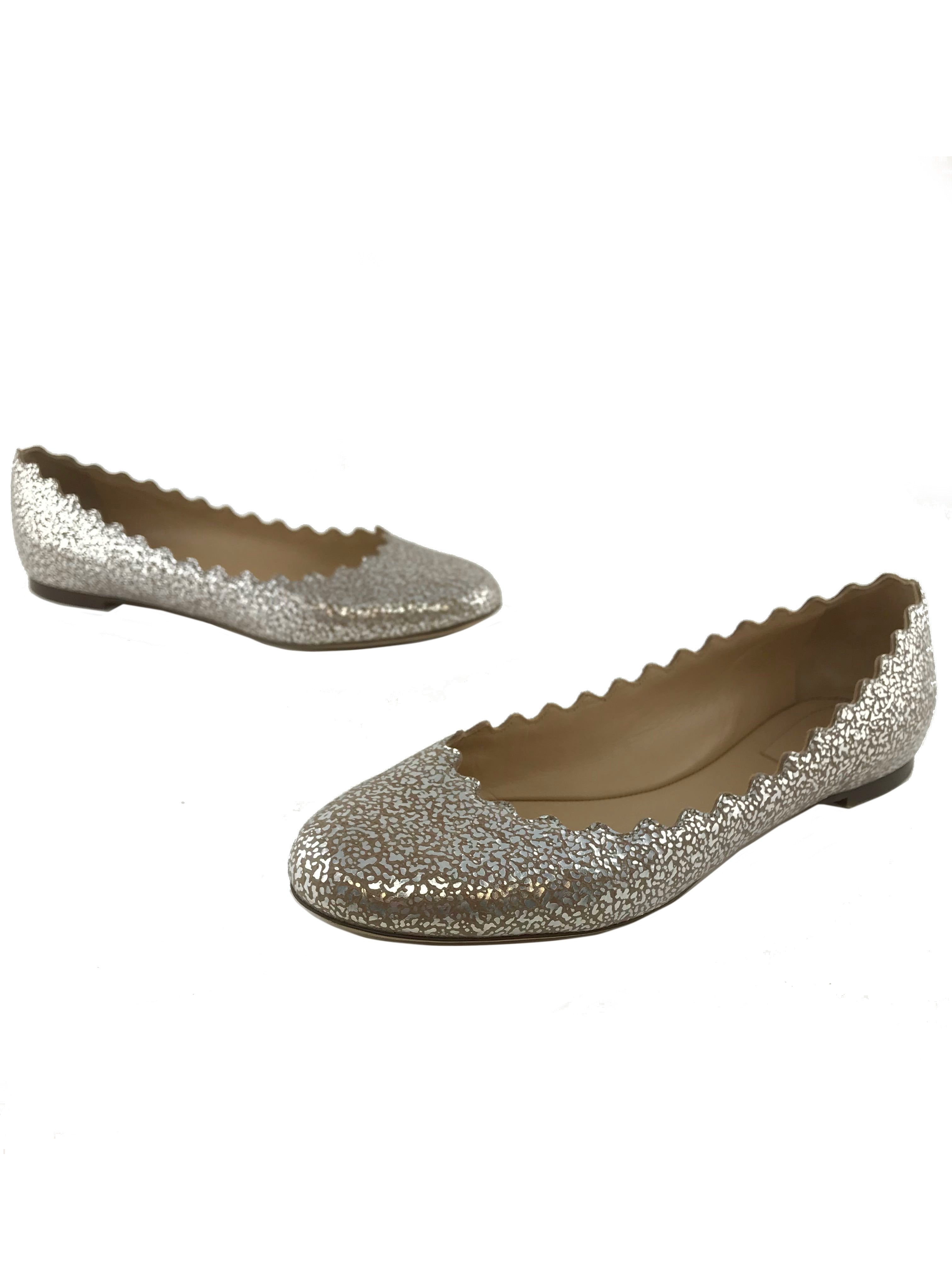 Chloe Lauren Leather Flats Size 8 - Cracked-Foil Design