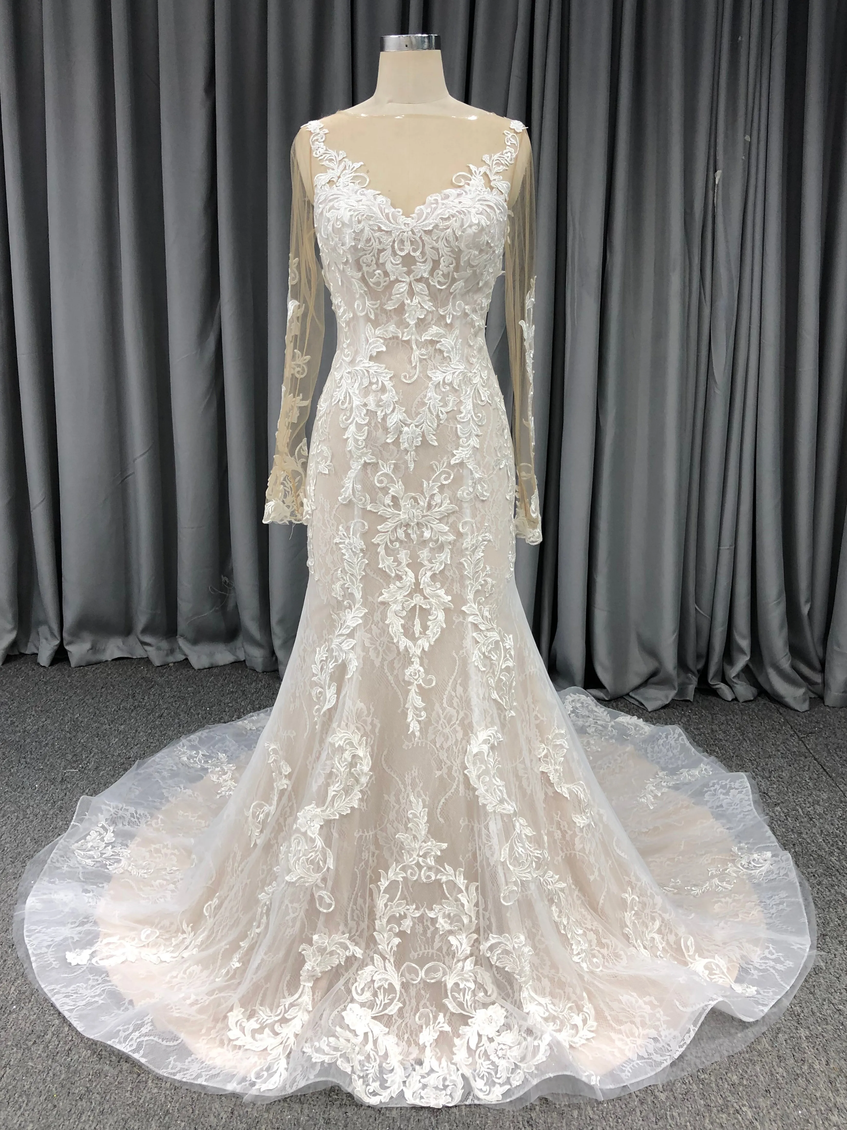 Column V Dress Sheath Lace Wedding Dress with Short Train