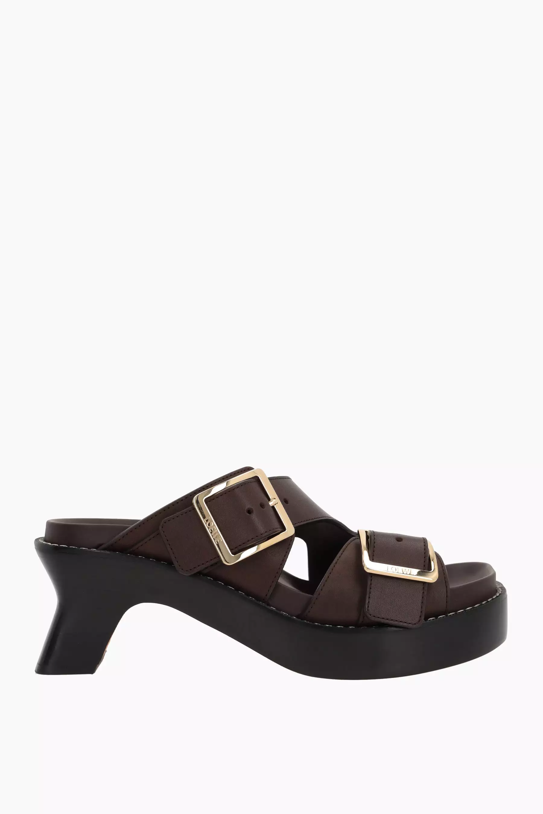 Comfortable sleek leather sandals