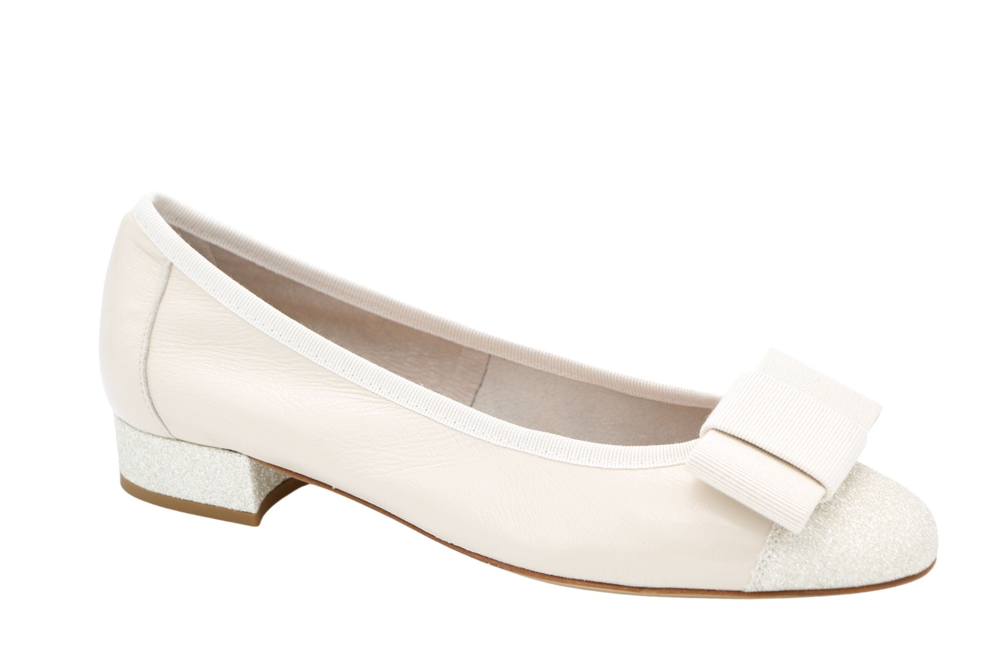 FABUCCI cream leather ballet flat with bow - Google SEO result: Cream leather ballet flat with bow by FABUCCI