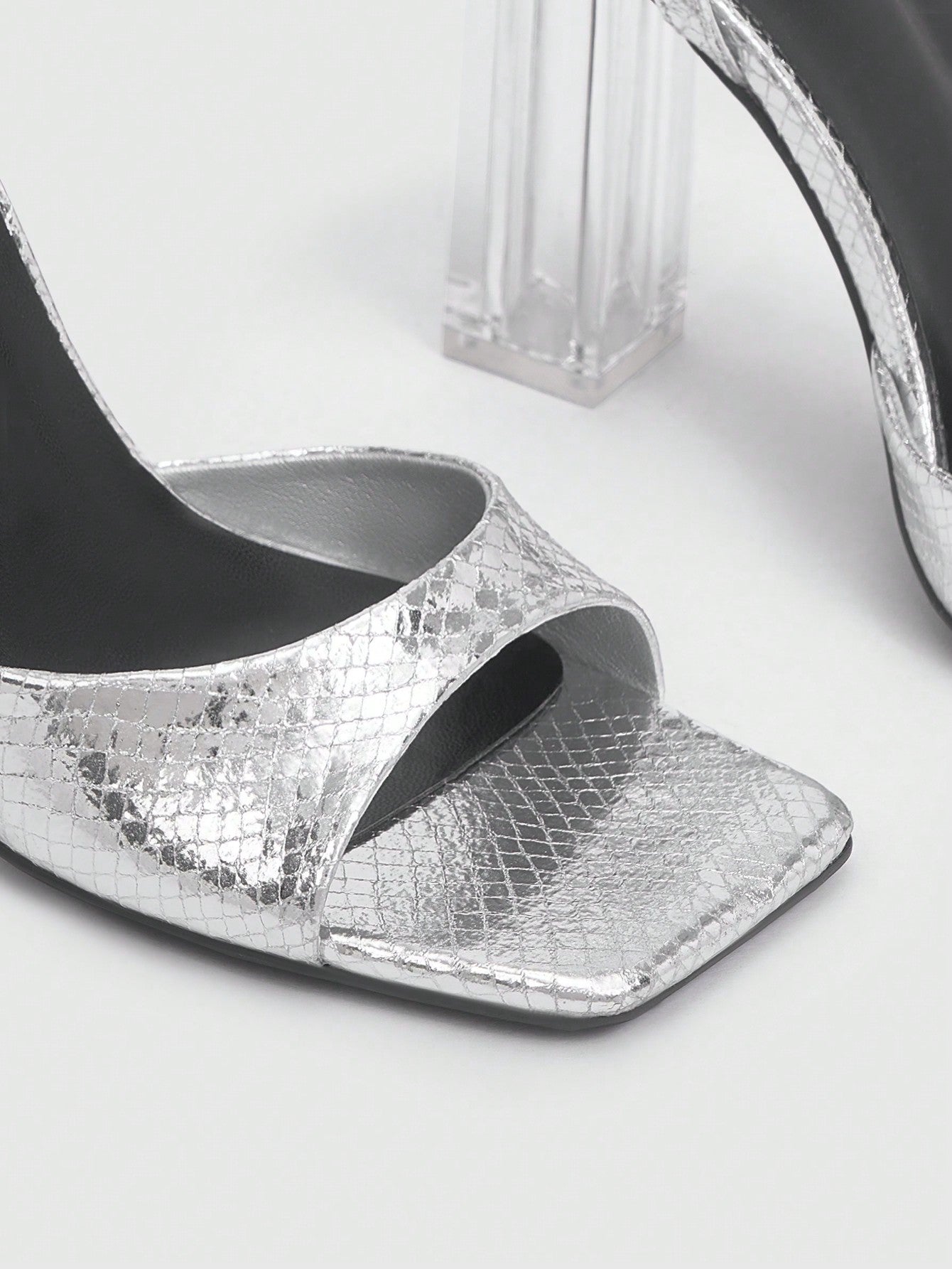 Fashionable Clear Heel & Silver High-Heel Sandals for Spring and Summer