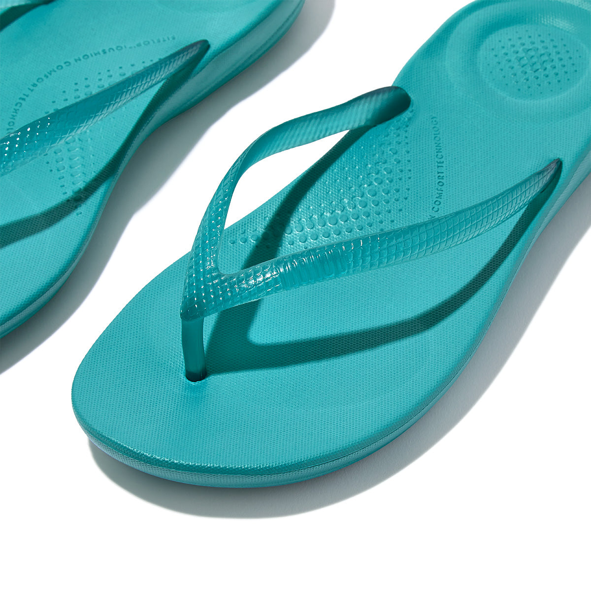 Fit-Flop Iqushion Transparent Flip-Flops - Tahiti Blue