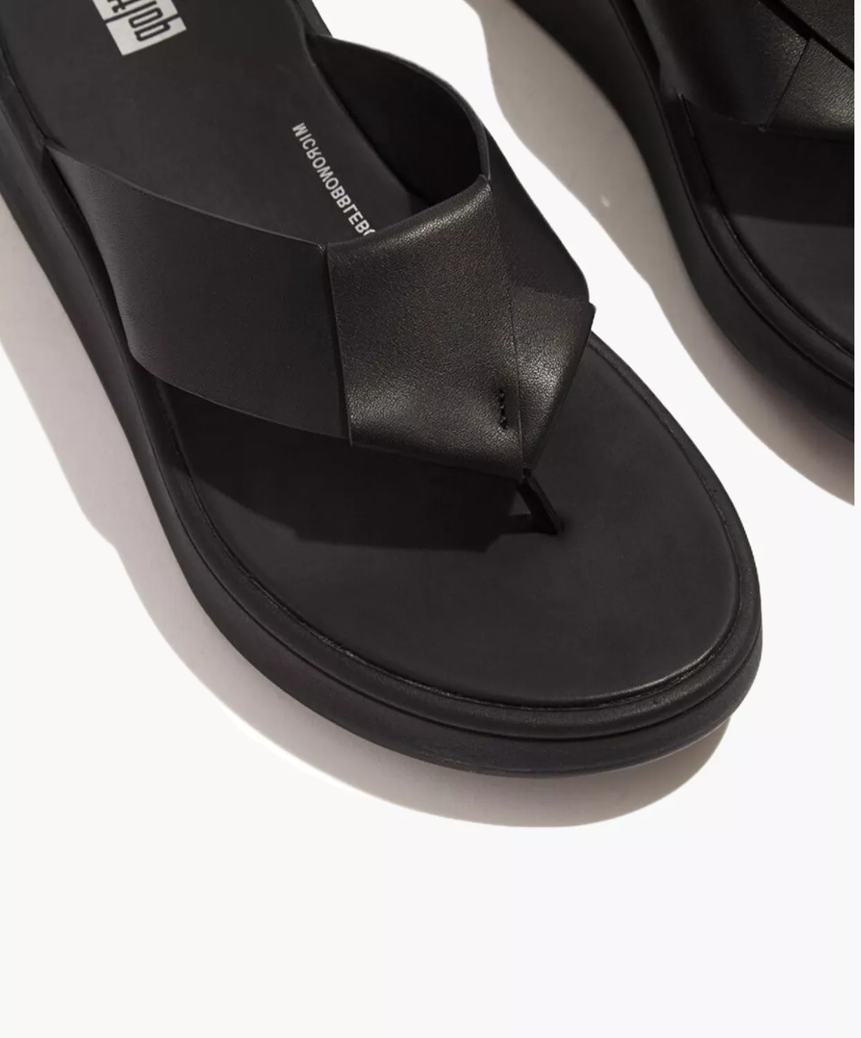 FitFlop Black Leather Folded Toe-Post Sandals