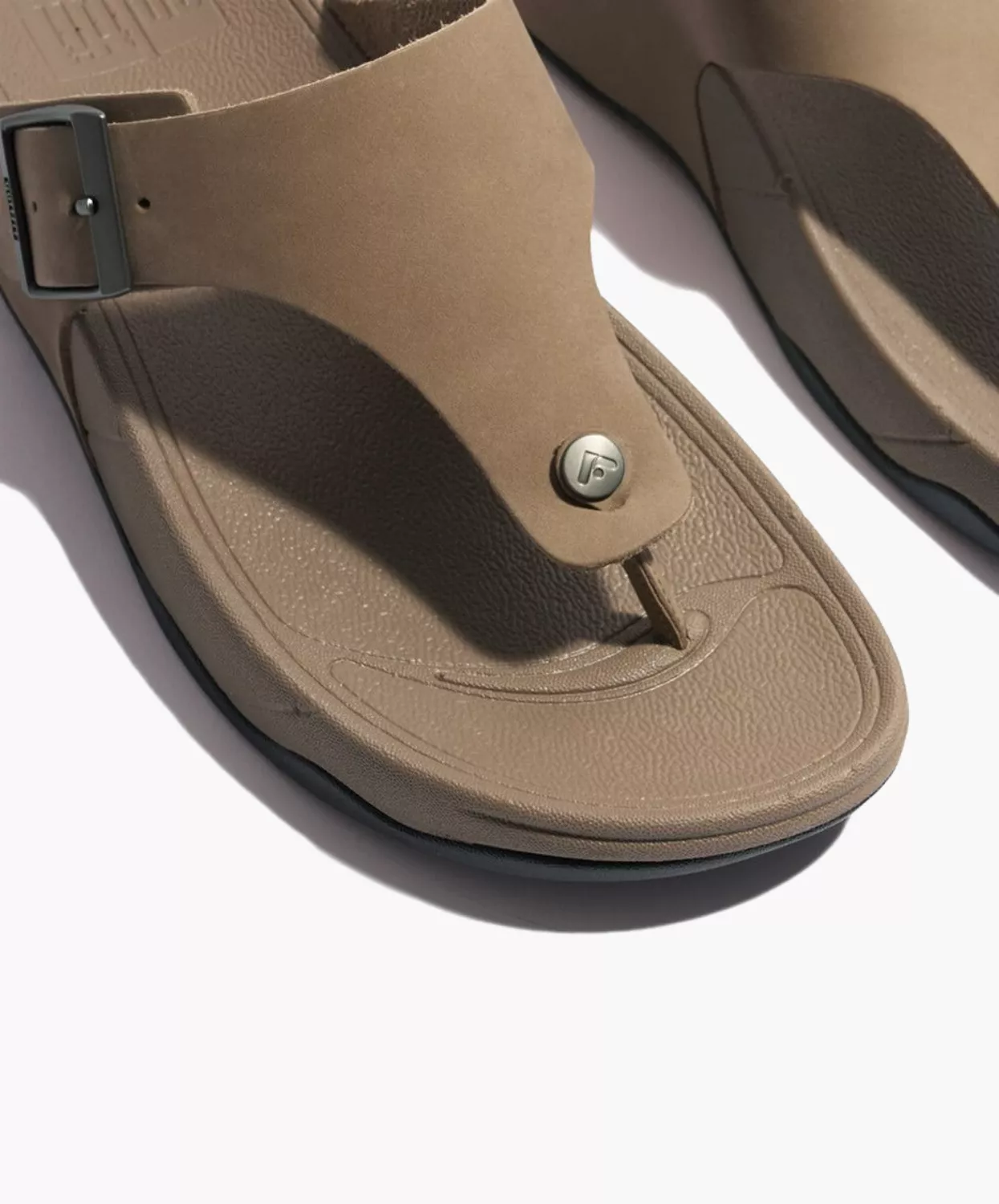 FitFlop Men's Buckle Leather Toe Post Sandals Grey