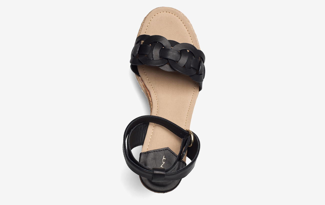 GANT vintage-inspired wedge sandals for women named Ivalice.