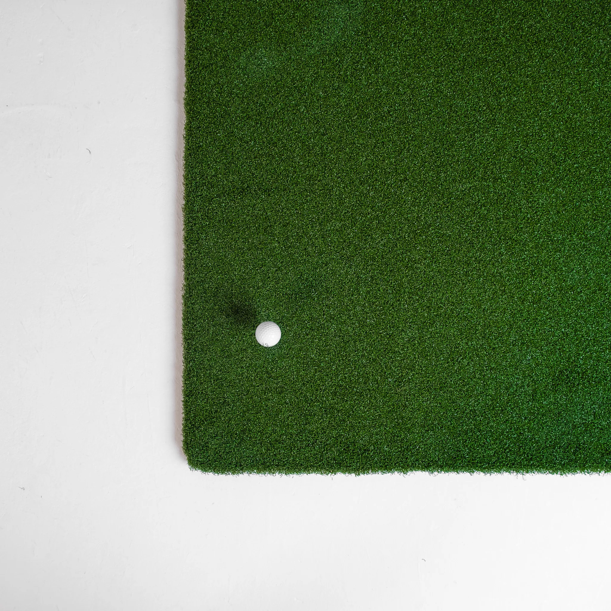 Golfbays Winter Insert Tee Hitting Mat - 1.5 x 1.5m, ideal for indoor golf practice.