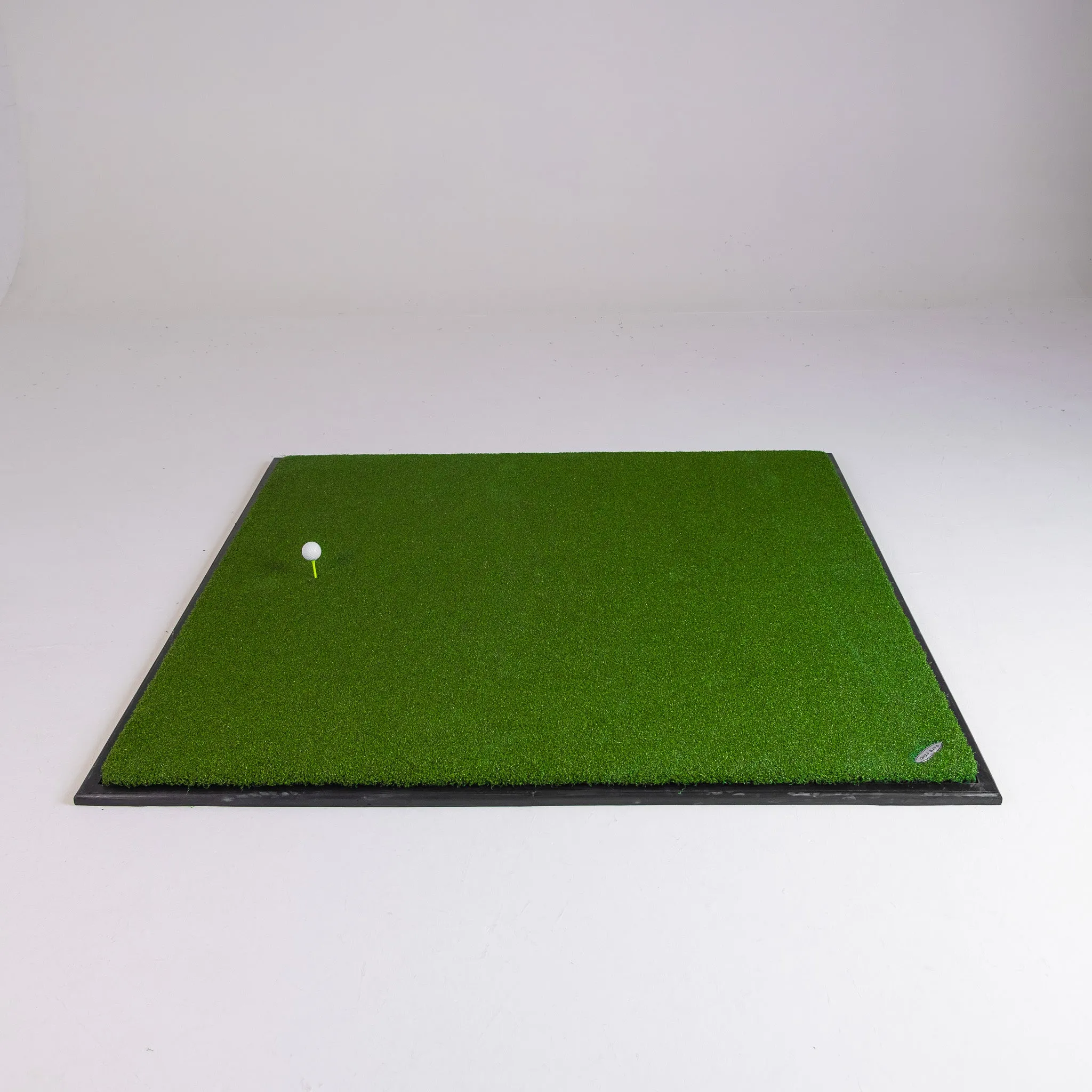 Golfbays Winter Insert Tee Hitting Mat - 1.5 x 1.5m, ideal for indoor golf practice.