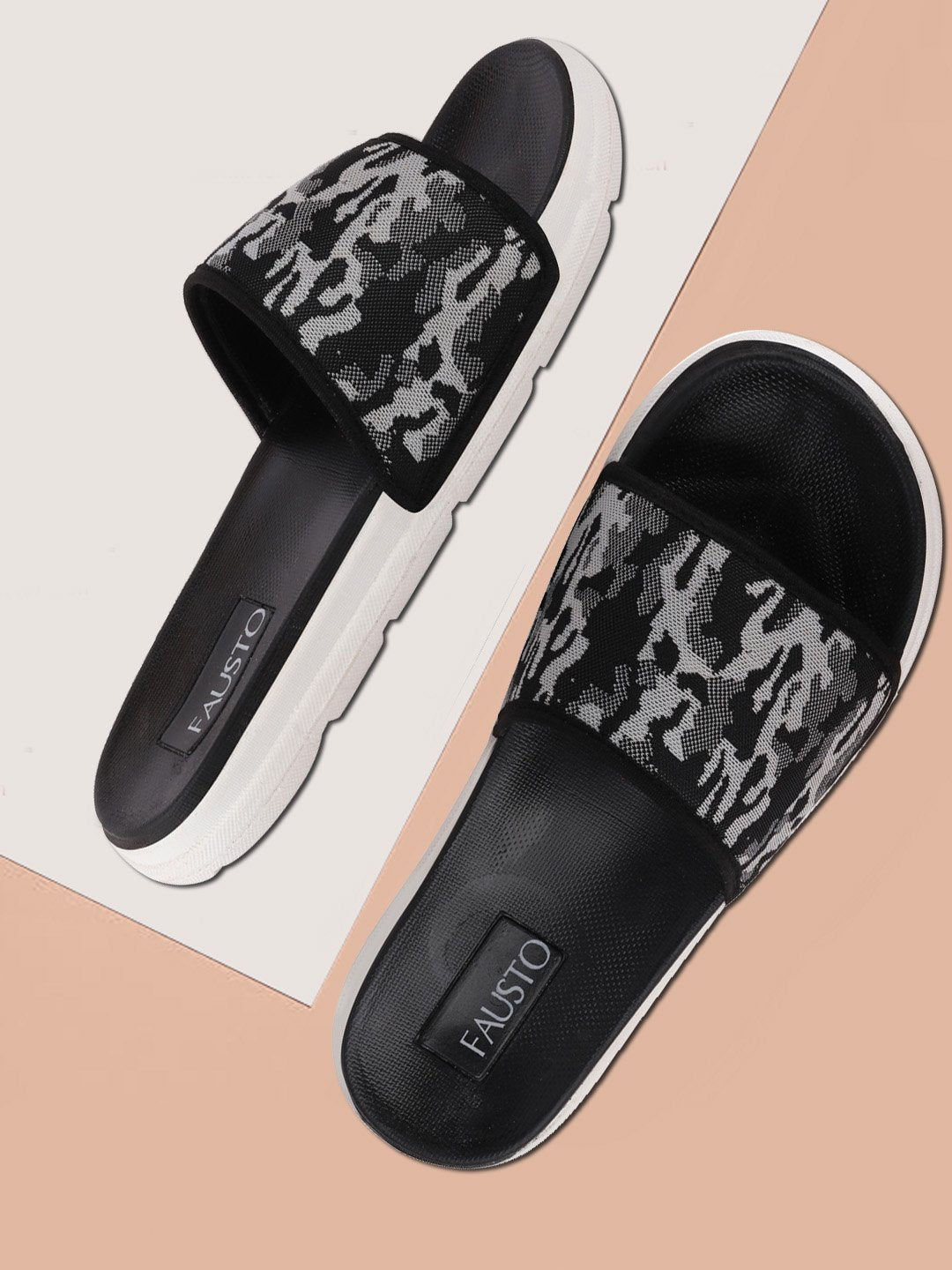 Grey slip-on flip-flops for men with printed sliders