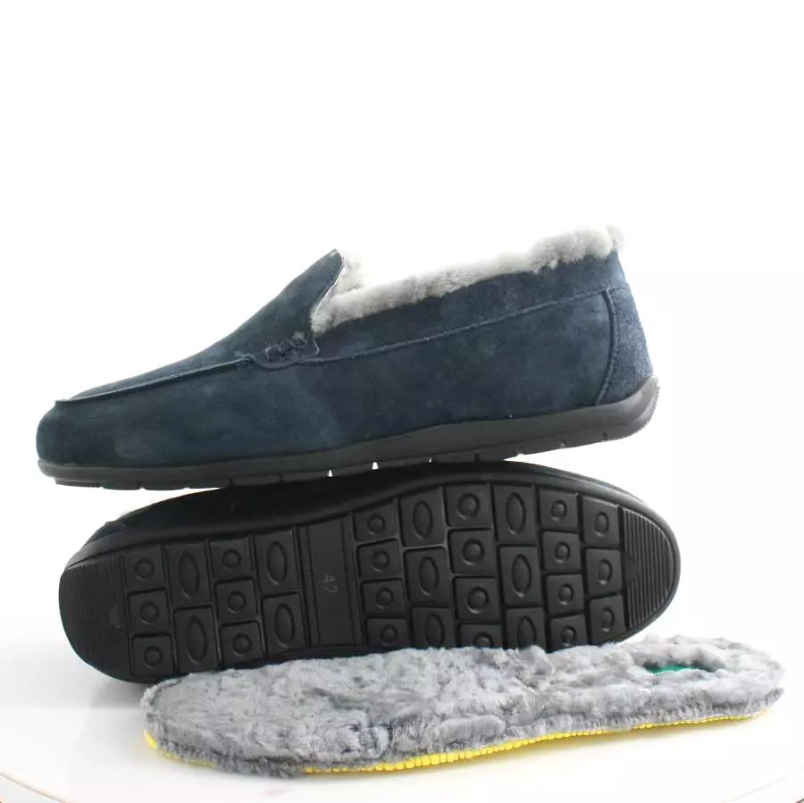 H-151 Cozy Slipper