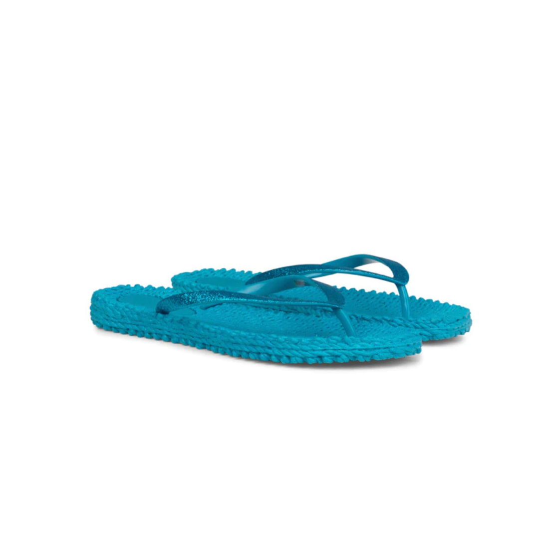 Ilse Jacobsen flip flops are great for summer styling.