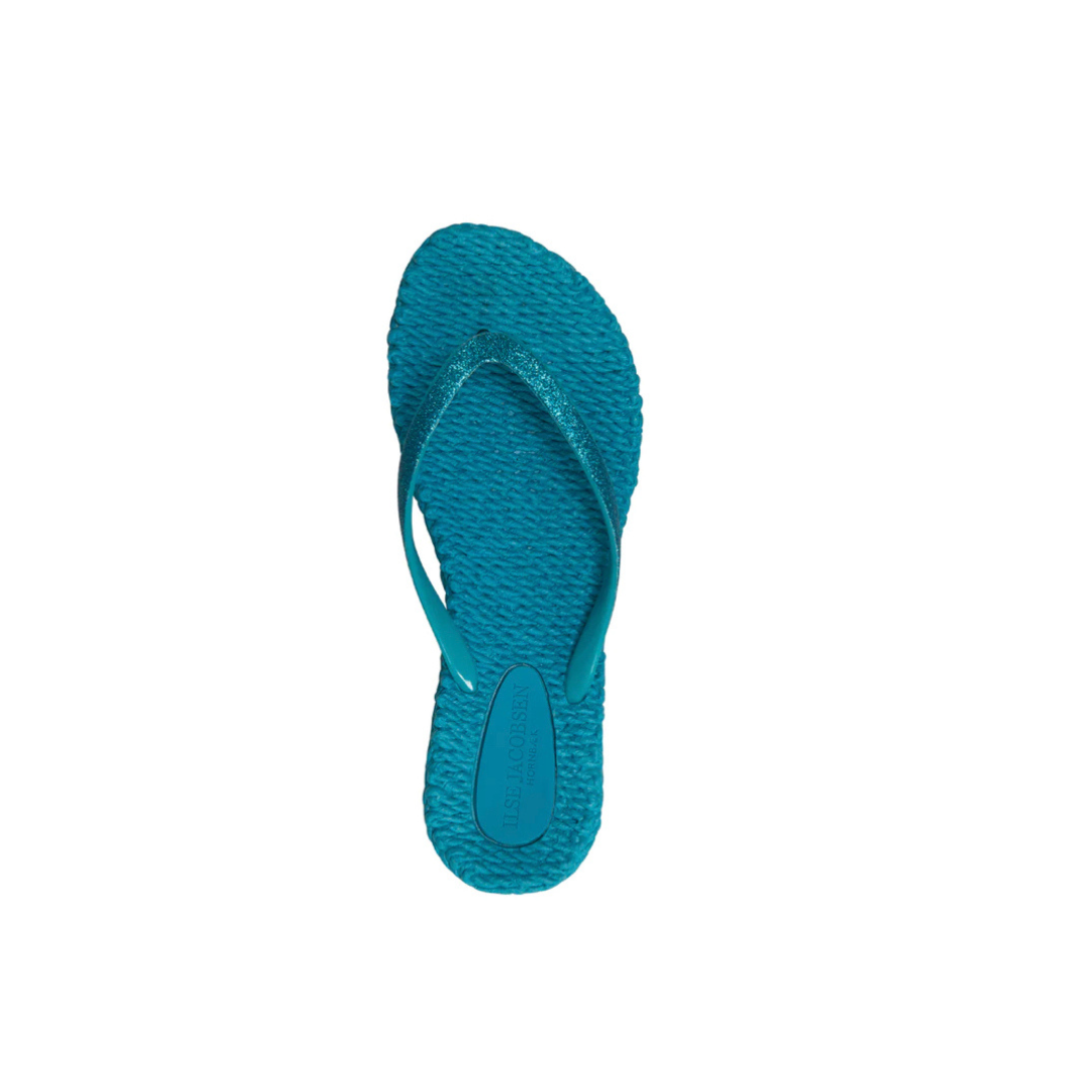 Ilse Jacobsen flip flops are great for summer styling.