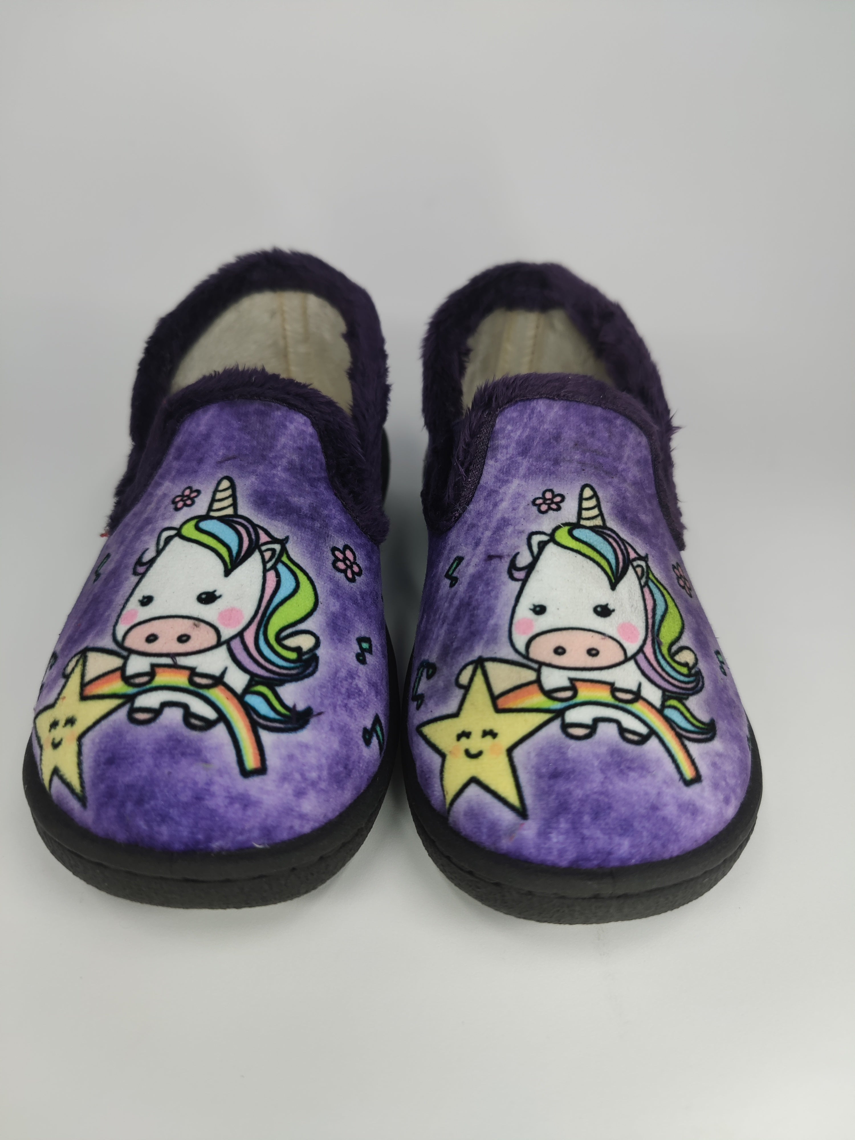 Kids Unicorn Bedroom Slippers on Plumaflex - Sale