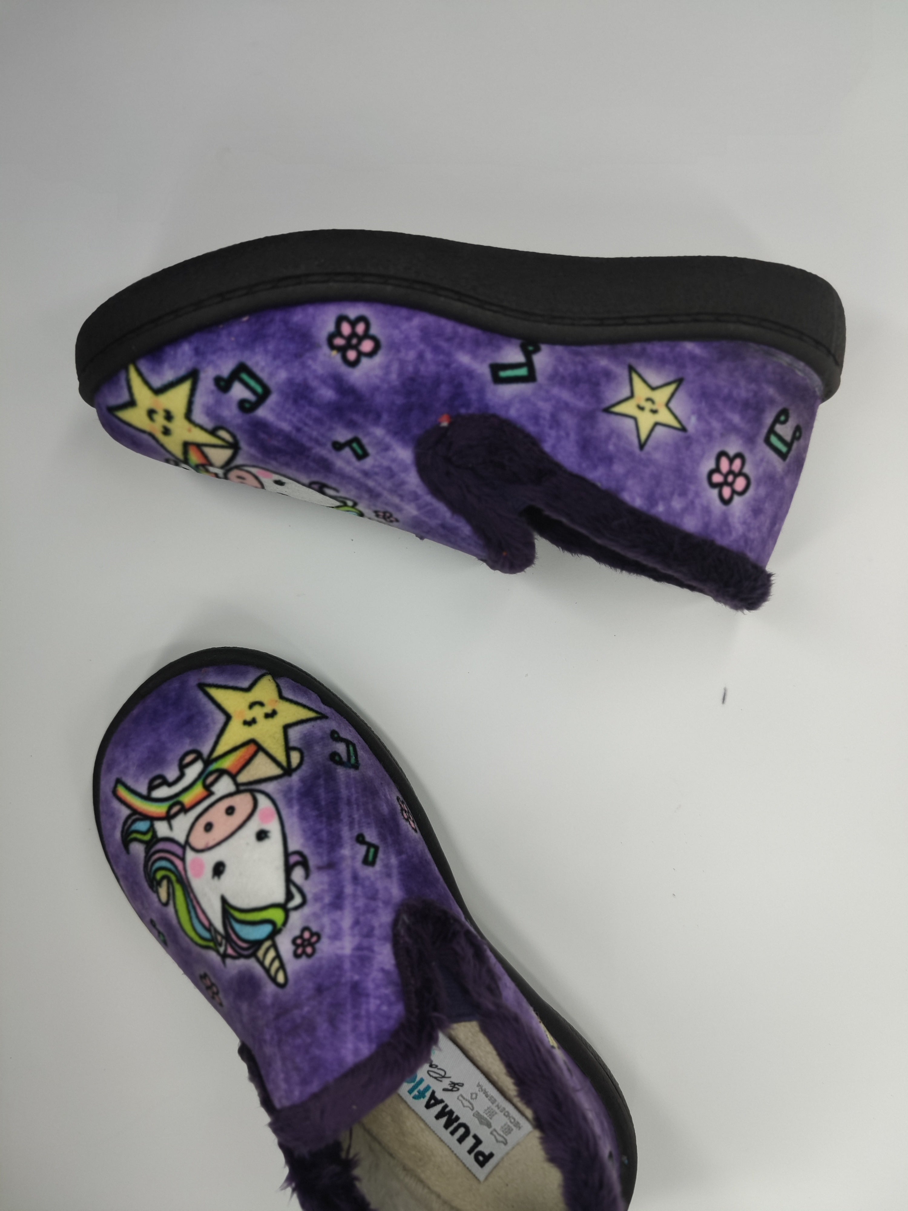 Kids Unicorn Bedroom Slippers on Plumaflex - Sale