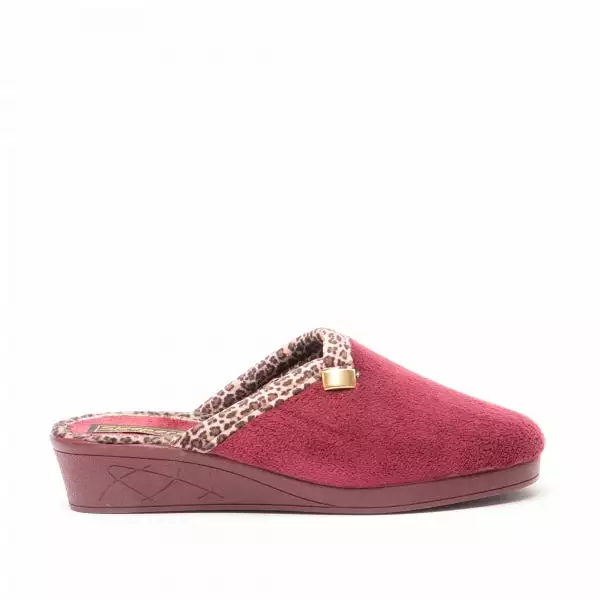 Ladies Bedroom Slippers Burgundy Mule Wedge Heel Slip-On