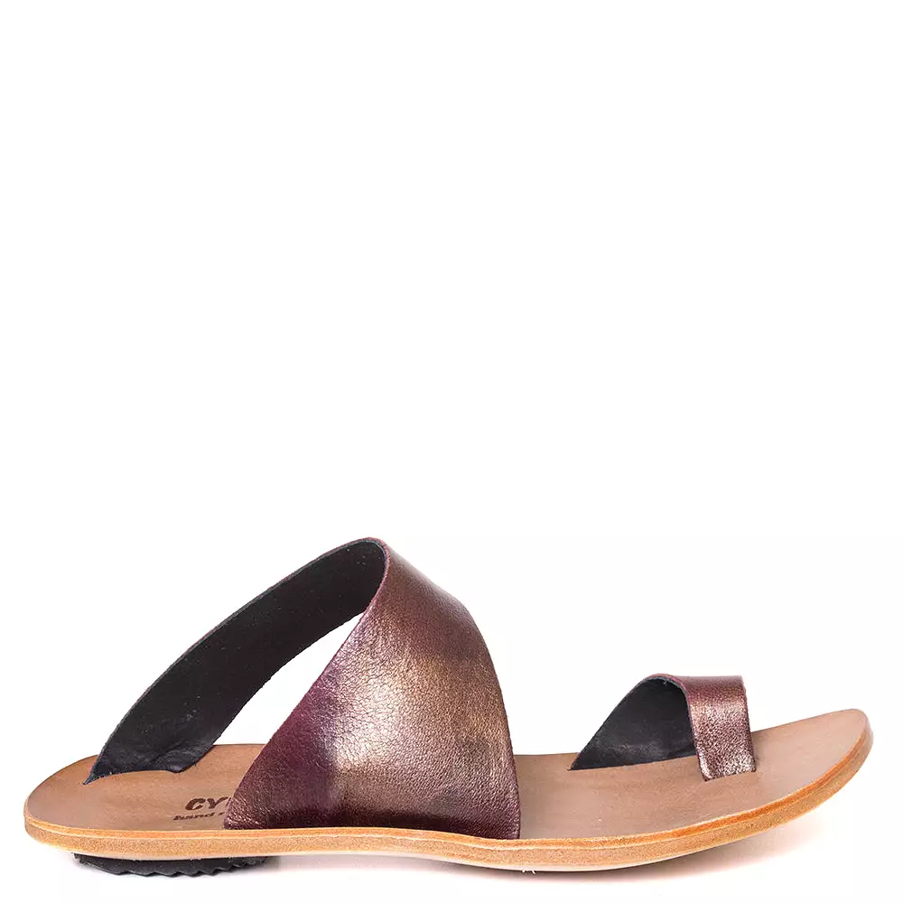 Leather Thong Sandal for Women.