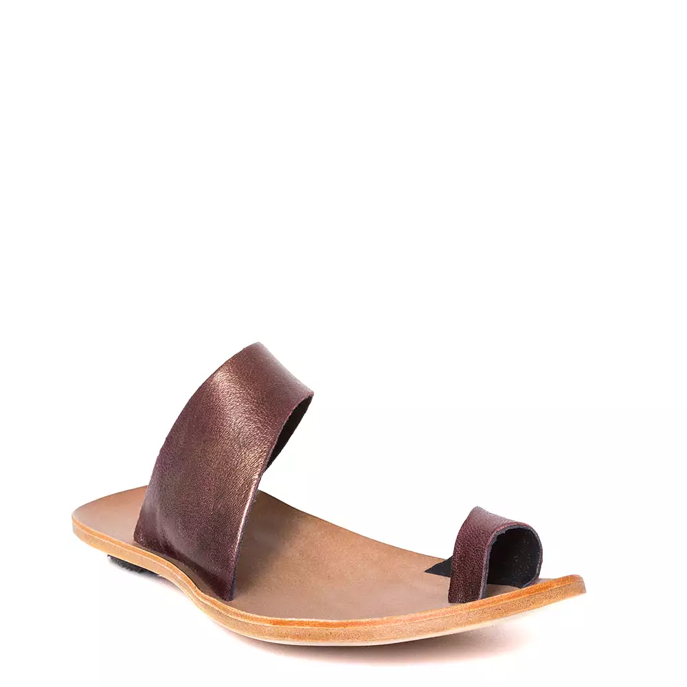 Leather Thong Sandal for Women.