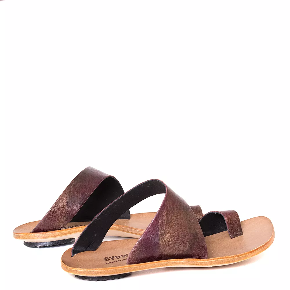 Leather Thong Sandal for Women.