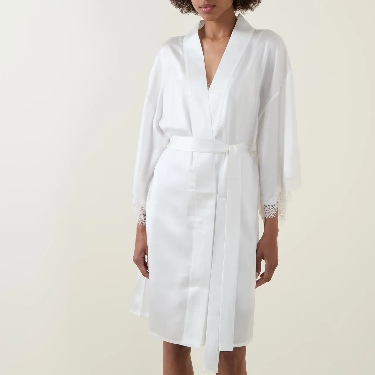 SAINTED SISTERS Scarlett Silk Robe Ivory