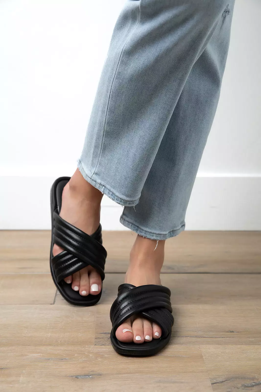 Seychelles Black Sandals with Word for Word Black Sandals+