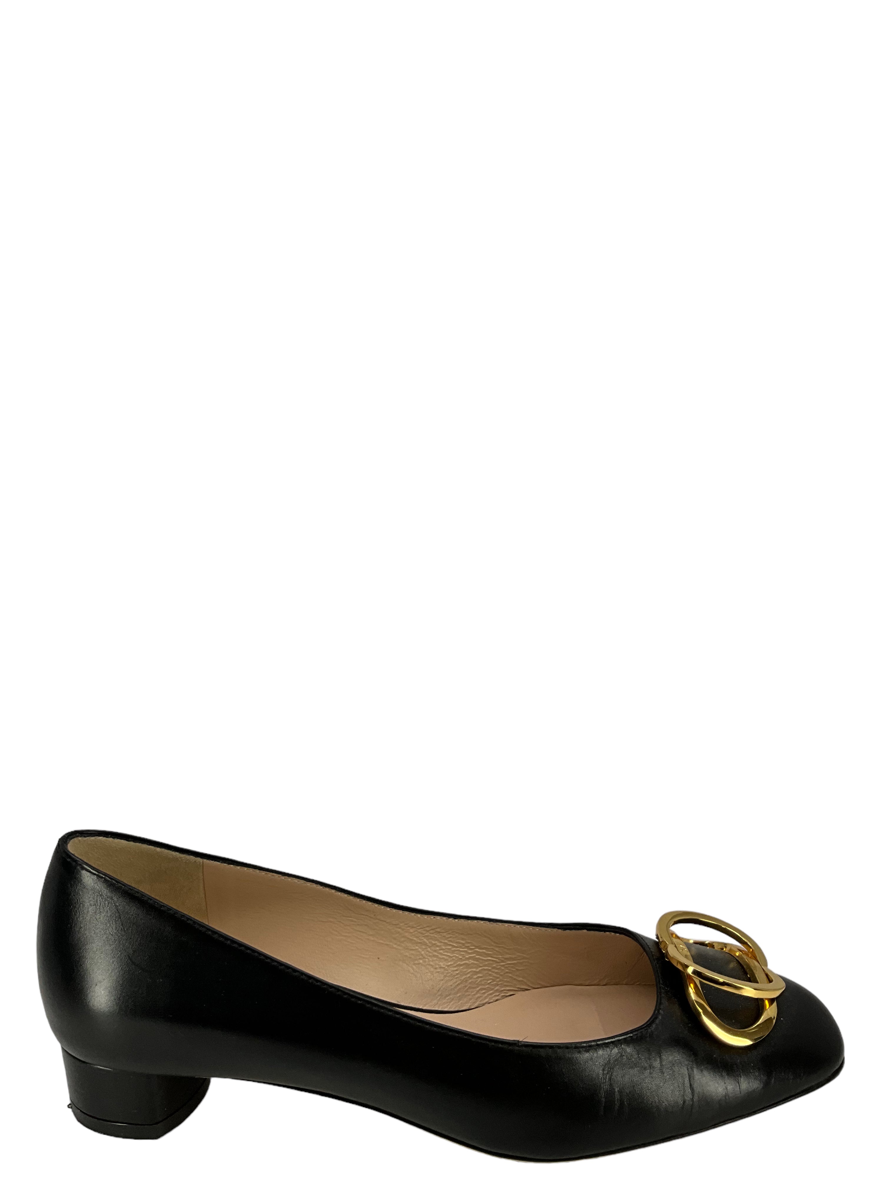 Stuart Weitzman flats, leather, size 8