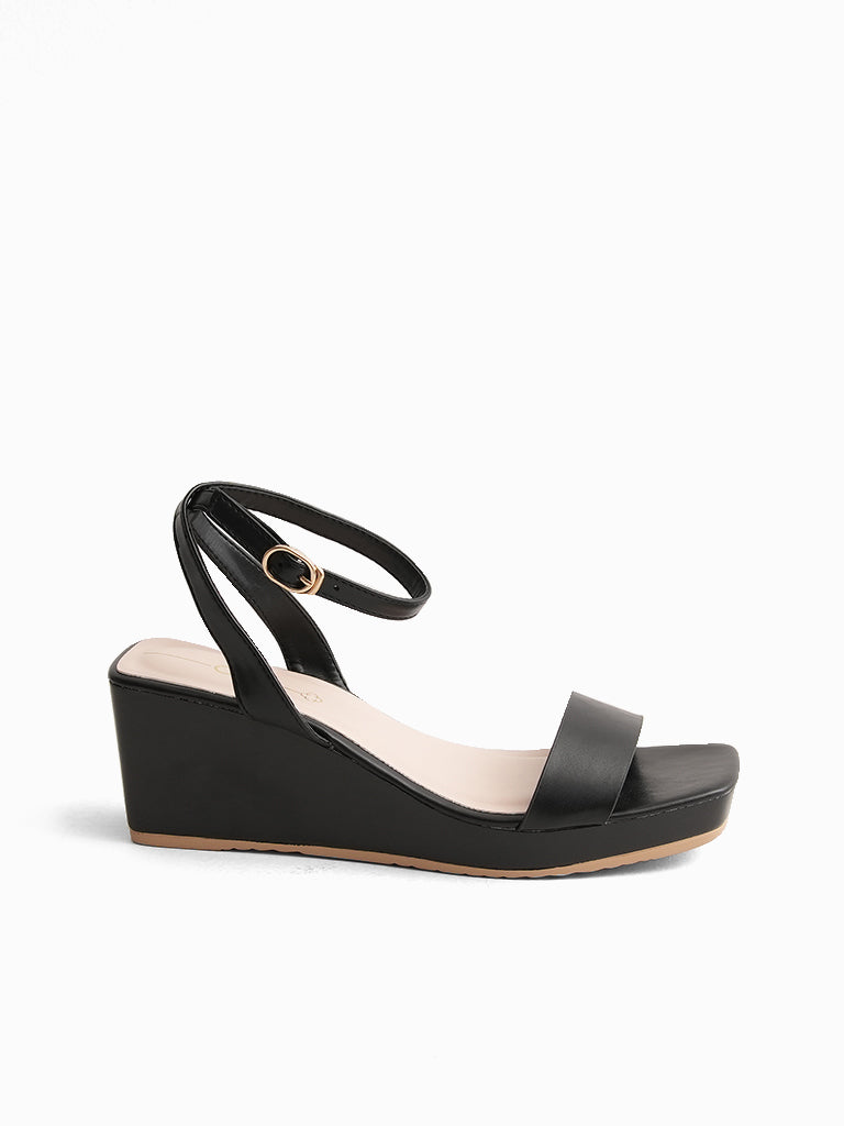 Tahoma Strappy Wedge Sandals