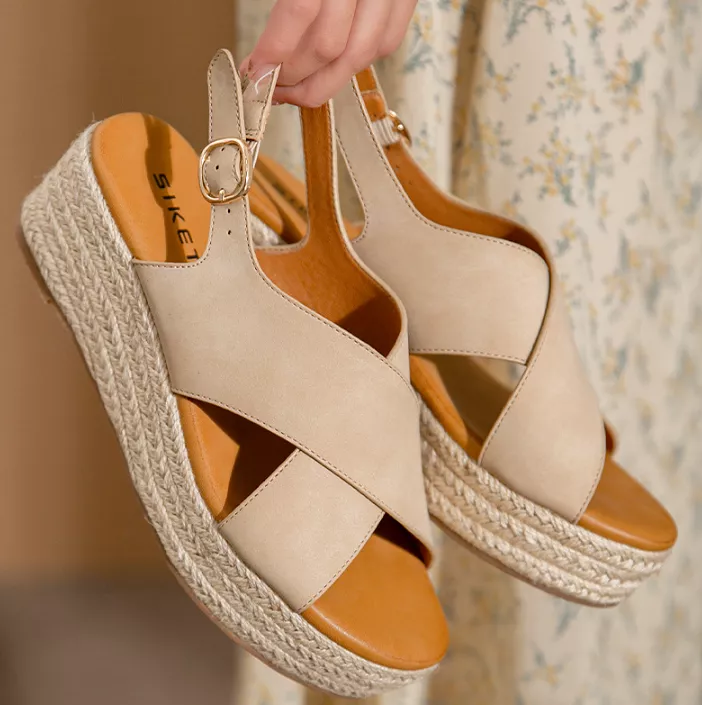 Tiosebon Flatform Wedge Sandal - Fashionable and Casual