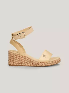 Tommy Hilfiger Wedge Sandals Harvest Wheat