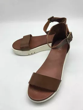 Used MIA Brown Size 8 Slingback Sandals