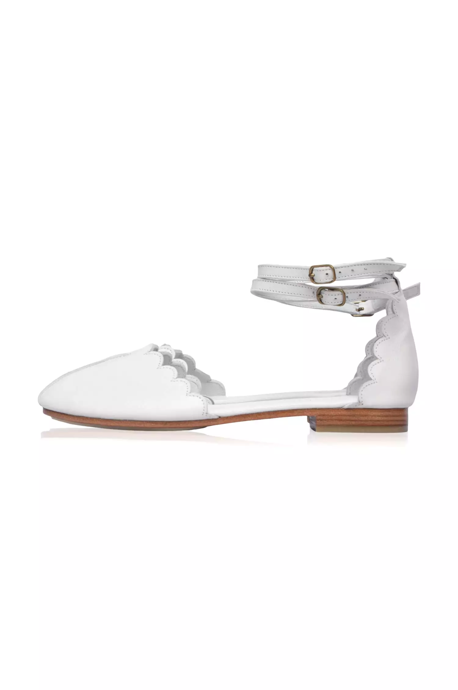 Venus Leather Flats - Shop Now - Best Prices - Free Shipping.