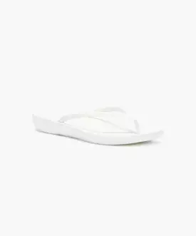 White Ergonomic Thongs - FitFlop iQushion