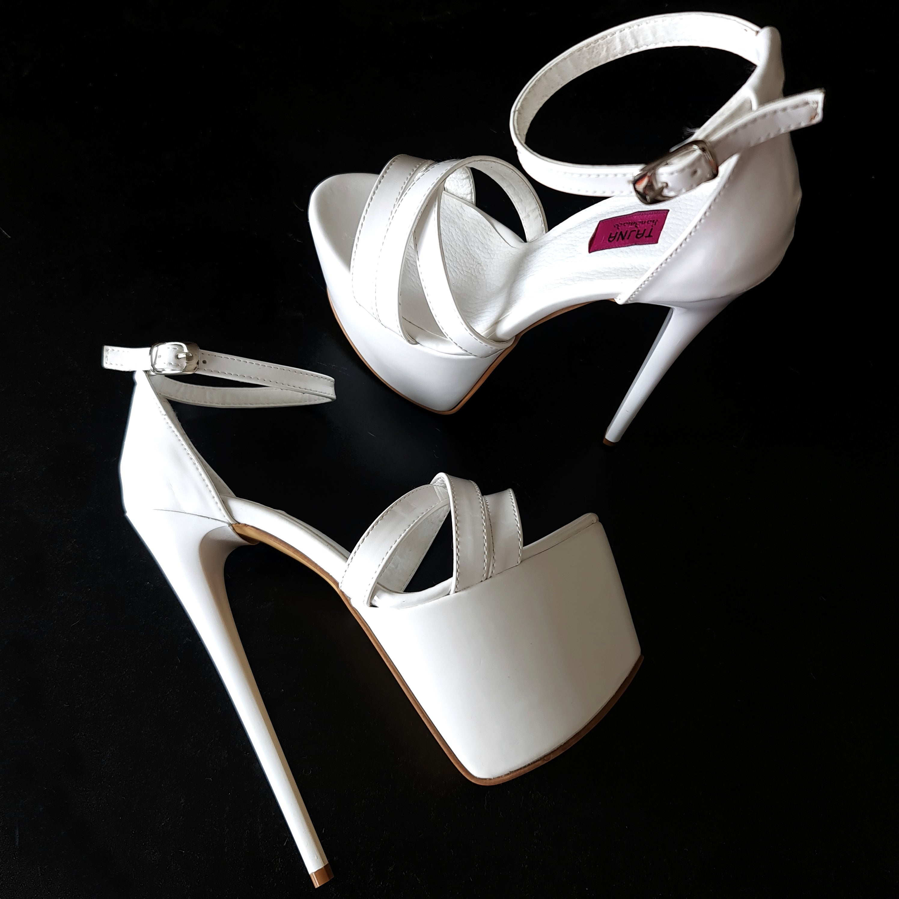 White High Heel Sandals with Glossy Cross Straps.