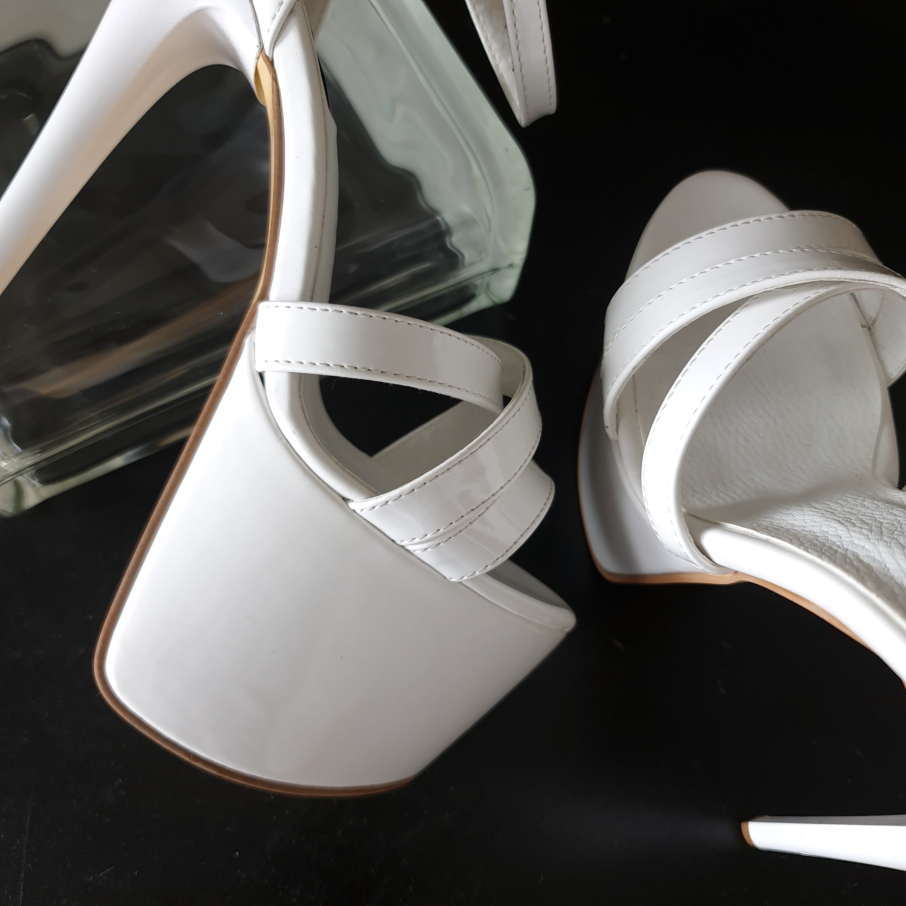 White High Heel Sandals with Glossy Cross Straps.