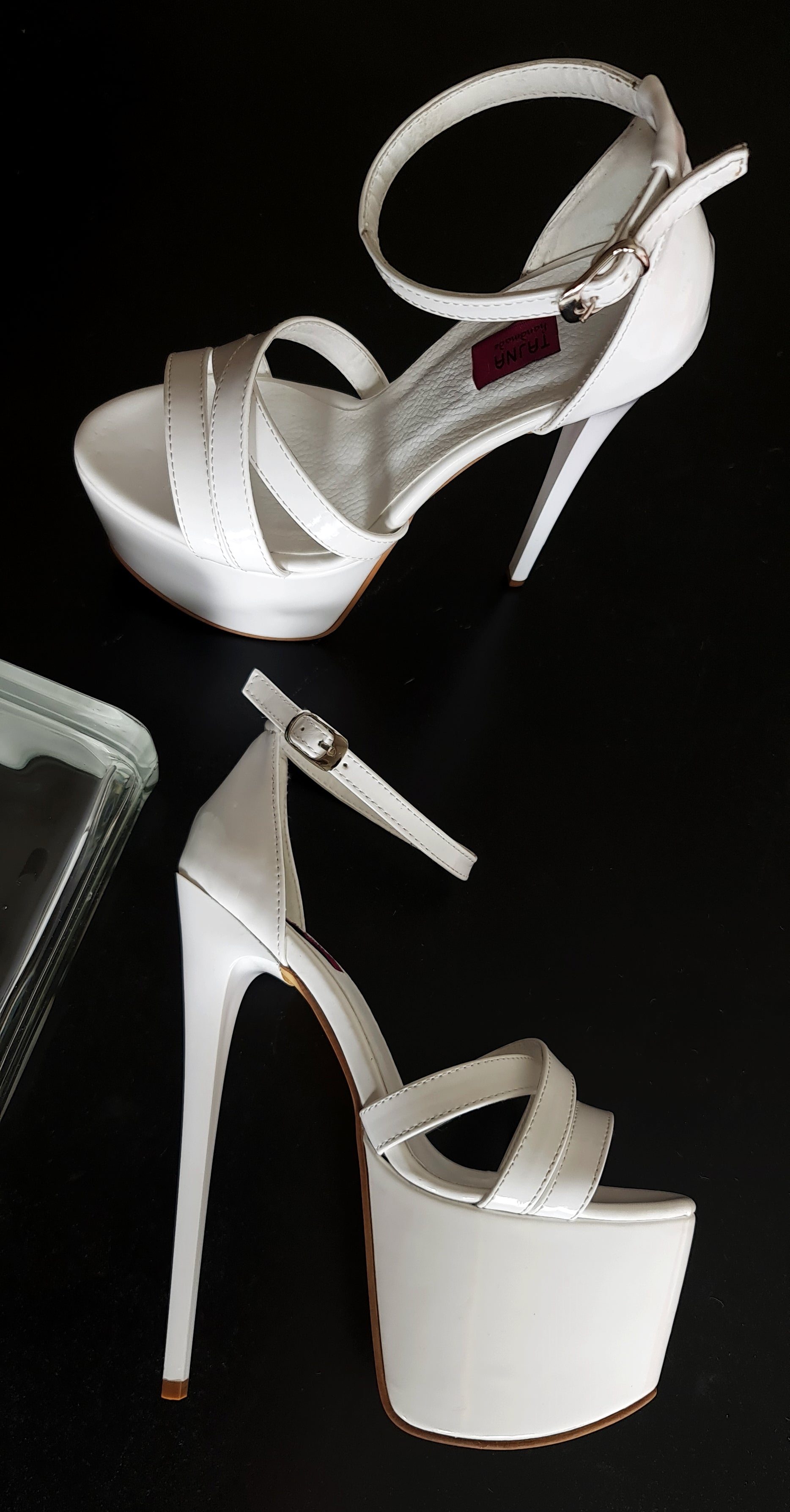 White High Heel Sandals with Glossy Cross Straps.