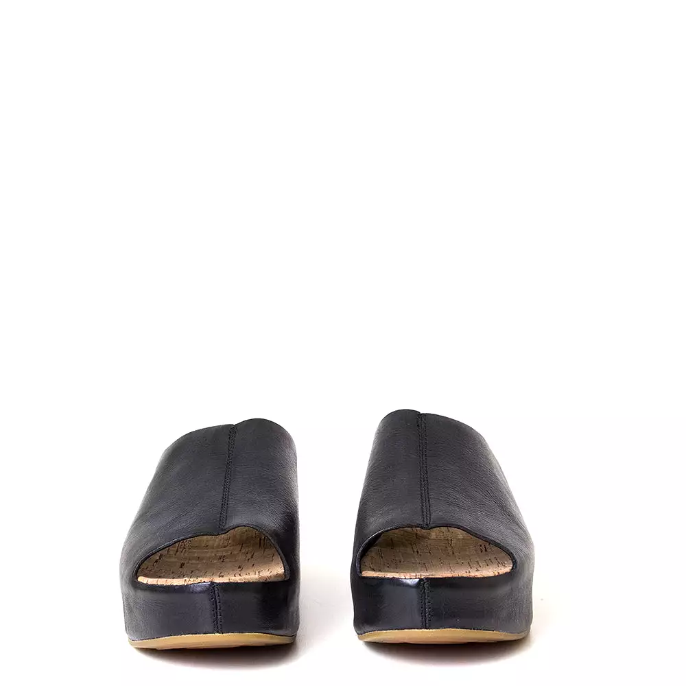 Yazmin Platform Leather Sandal